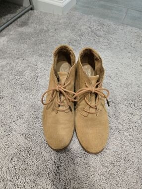 TOMS Ankle Booties Size 7.5